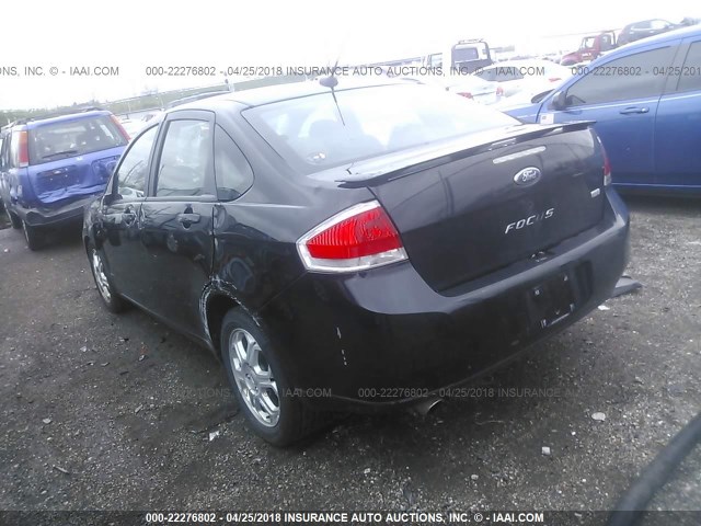 1FAHP36NX9W191316 - 2009 FORD FOCUS SES BLACK photo 3