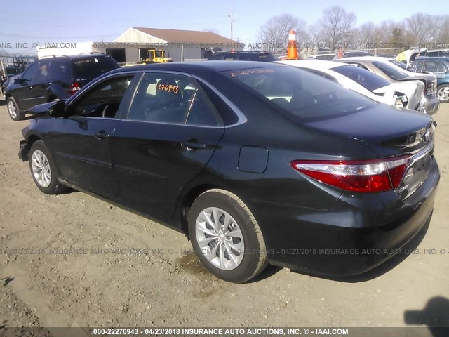 4T1BF1FK0FU990697 - 2015 TOYOTA CAMRY LE/XLE/SE/XSE BLUE photo 3