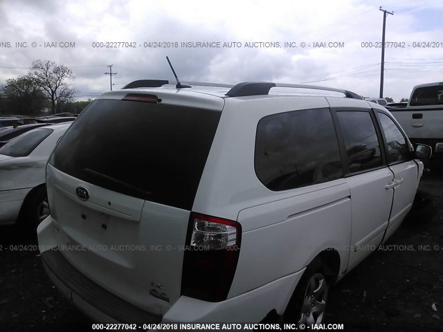 KNDMB233296317396 - 2009 KIA SEDONA EX/LX WHITE photo 4