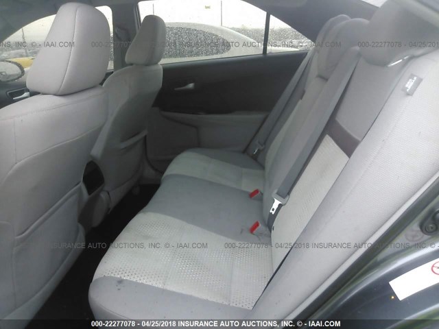 4T1BF1FK7EU728688 - 2014 TOYOTA CAMRY L/SE/LE/XLE ნაცრისფერი ფოტო 8