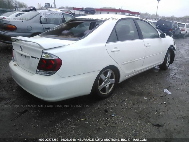 4T1BE32K86U670967 - 2006 TOYOTA CAMRY LE/XLE/SE WHITE photo 4