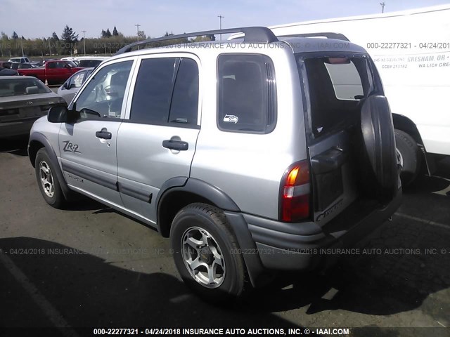 2CNBJ734116933794 - 2001 CHEVROLET TRACKER ZR2 SILVER photo 3