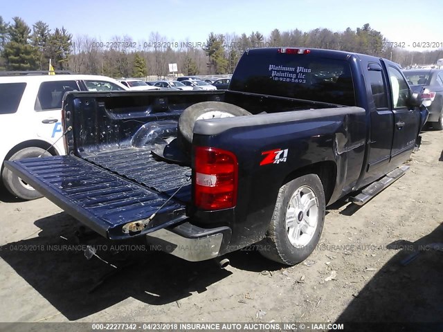 1GCSKSE30AZ277987 - 2010 CHEVROLET SILVERADO K1500 LT BLUE photo 4