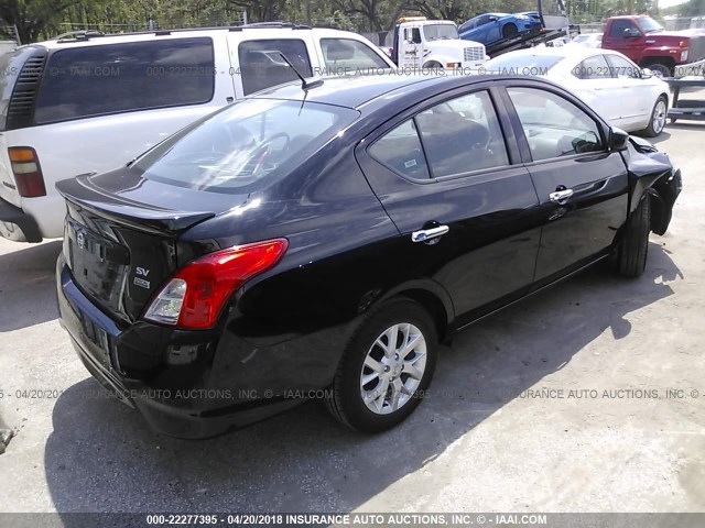 3N1CN7AP8JL835435 - 2018 NISSAN VERSA S/S PLUS/SV/SL BLACK photo 4