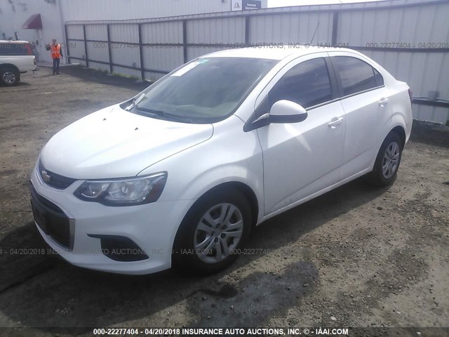 1G1JB5SH3H4161356 - 2017 CHEVROLET SONIC LS 白色 照片 2