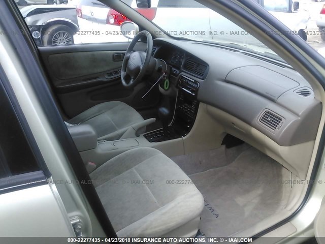 1N4DL01D5WC266315 - 1998 NISSAN ALTIMA XE/GXE/SE/GLE BEIGE photo 5