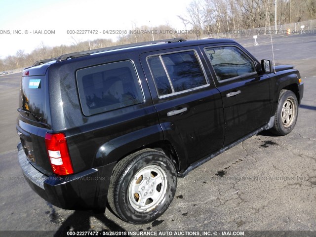 1J8FT28W48D551678 - 2008 JEEP PATRIOT SPORT BLACK photo 4