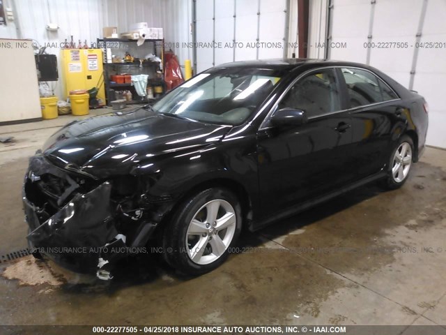 4T1BF3EKXAU045858 - 2010 TOYOTA CAMRY SE/LE/XLE 黑色 照片 2