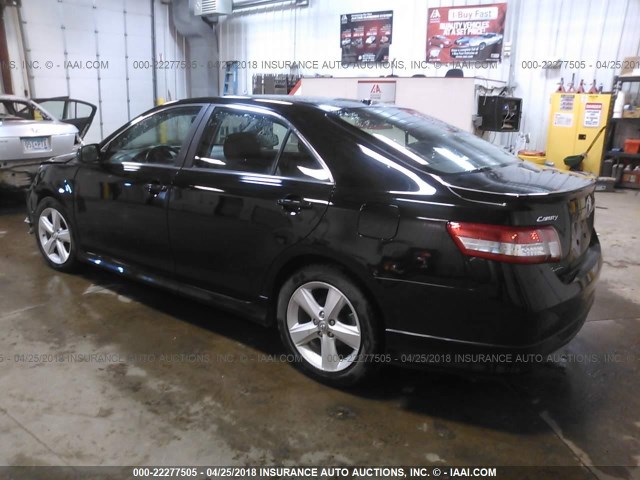 4T1BF3EKXAU045858 - 2010 TOYOTA CAMRY SE/LE/XLE 黑色 照片 3