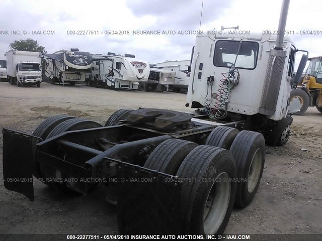 1FUJA6CG57LX98140 - 2007 FREIGHTLINER CONVENTIONAL COLUMBIA თეთრი ფოტო 4