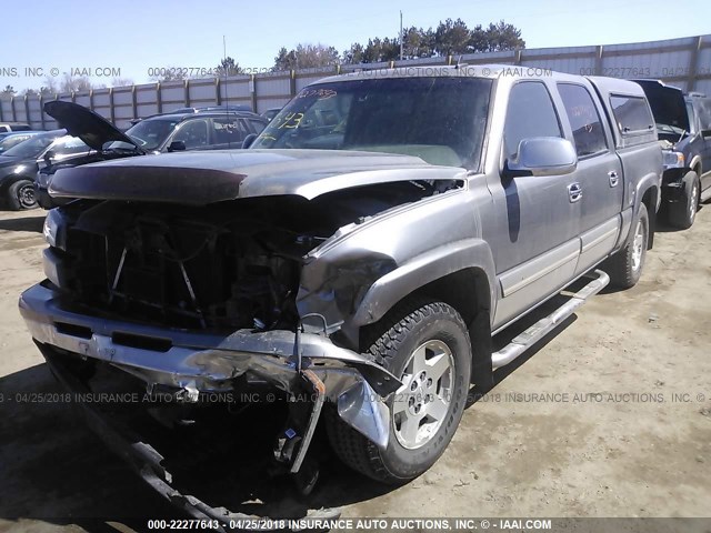 2GCEK13Z171172617 - 2007 CHEVROLET SILVERADO K1500 CLASSIC CREW CAB GRAY photo 2