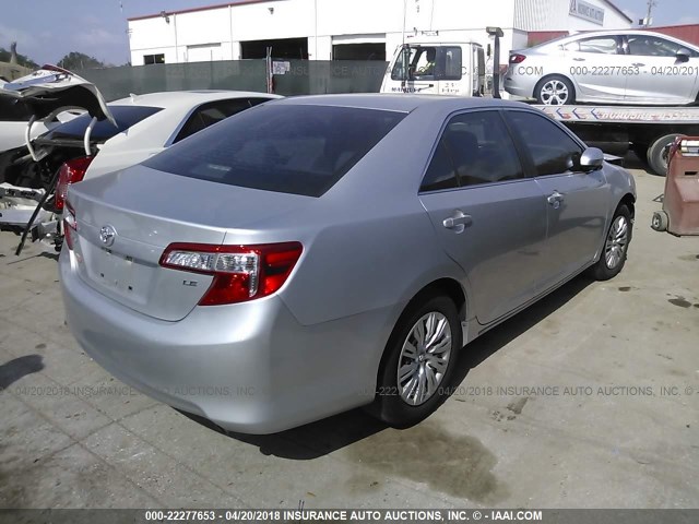 4T4BF1FK0CR220033 - 2012 TOYOTA CAMRY SE/LE/XLE SILVER photo 4