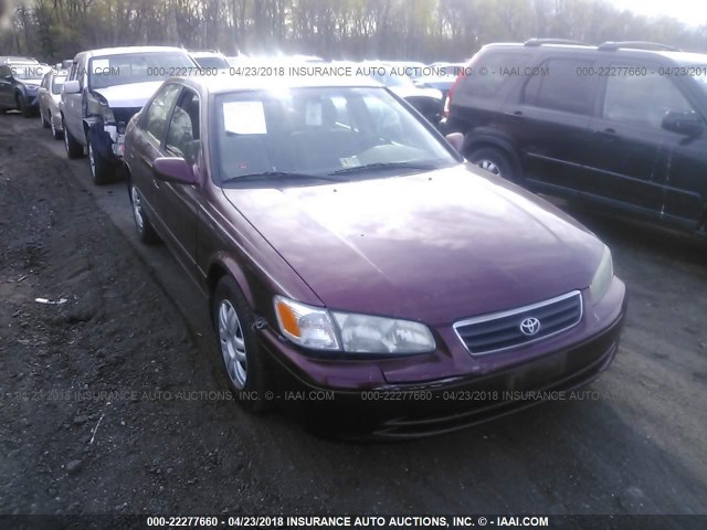 4T1BG28K5YU981965 - 2000 TOYOTA CAMRY CE/LE/XLE 红色 照片 1