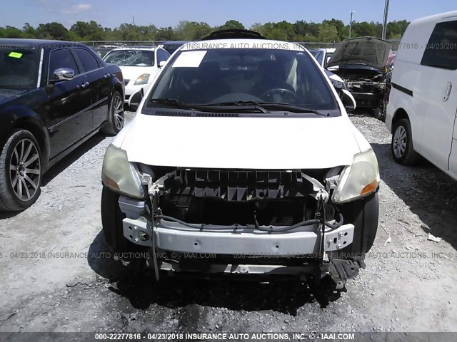 JTDBT903591335518 - 2009 TOYOTA YARIS WHITE photo 6