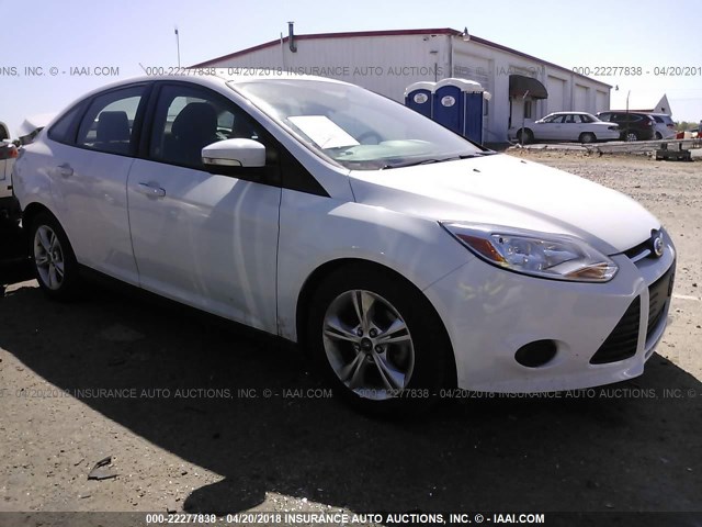 1FADP3F27DL349240 - 2013 FORD FOCUS SE WHITE photo 1