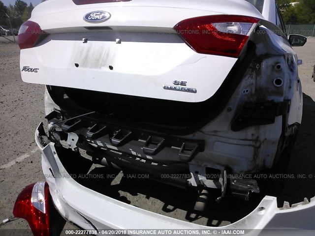 1FADP3F27DL349240 - 2013 FORD FOCUS SE WHITE photo 6