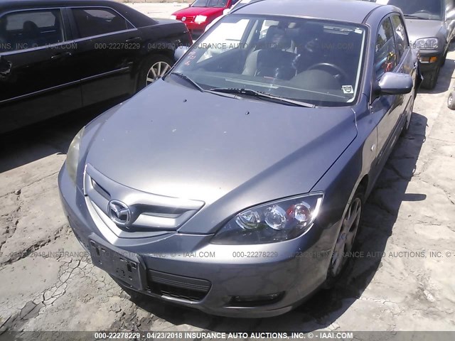 JM1BK344181782039 - 2008 MAZDA 3 HATCHBACK GRAY photo 2