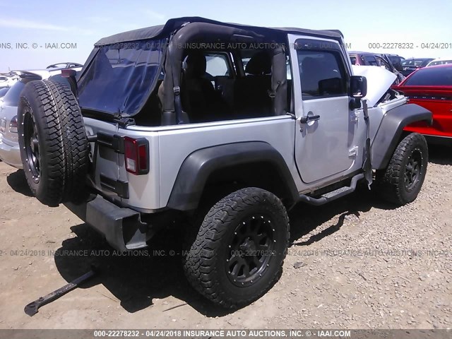 1C4AJWAG3CL133421 - 2012 JEEP WRANGLER SPORT შავი ფოტო 4