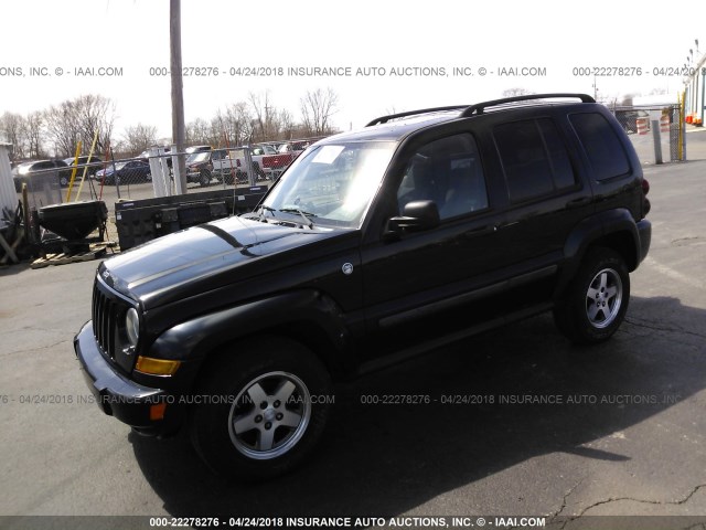 1J4GL38K35W656690 - 2005 JEEP LIBERTY RENEGADE BLACK photo 2