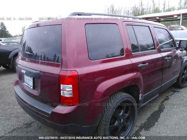 1C4NJPBBXFD377513 - 2015 JEEP PATRIOT SPORT RED photo 4