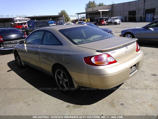 2T1CF28P73C602137 - 2003 TOYOTA CAMRY SOLARA SE/SLE ოქროსფერი ფოტო 3
