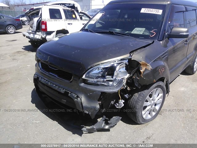 KNDJT2A67D7535088 - 2013 KIA SOUL +/!/SPORT GRAY photo 6