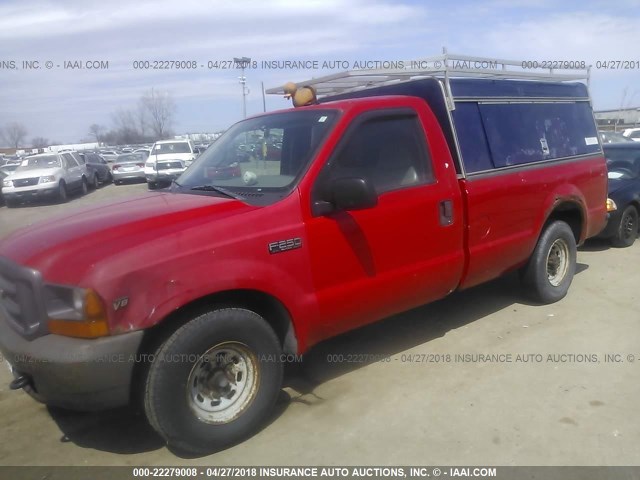 1FTNF20L7YEE41259 - 2000 FORD F250 SUPER DUTY RED photo 2