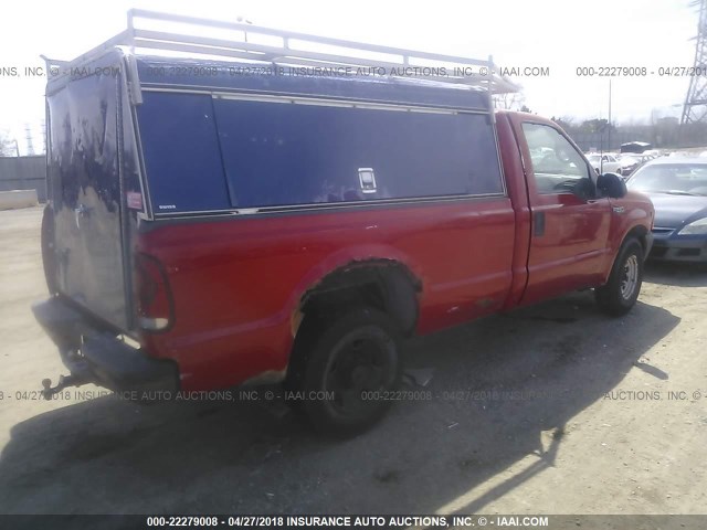 1FTNF20L7YEE41259 - 2000 FORD F250 SUPER DUTY RED photo 4