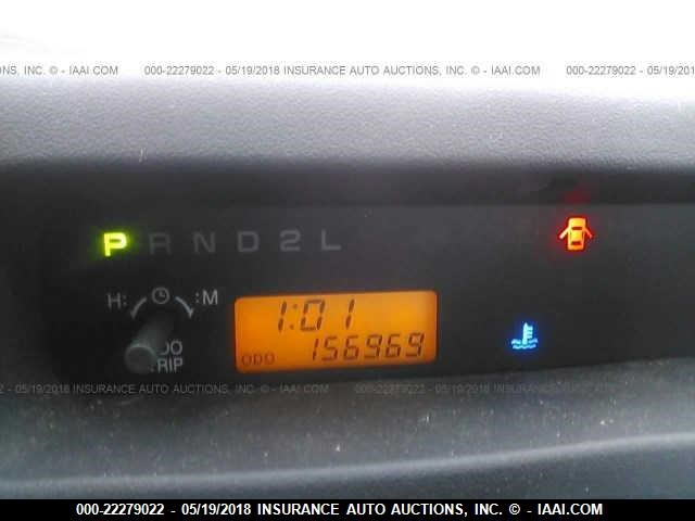 JTLKT324564111828 - 2006 TOYOTA SCION XB GRAY photo 7