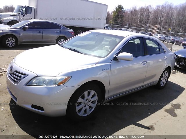 4T1BB46K58U034437 - 2008 TOYOTA CAMRY HYBRID SILVER photo 2