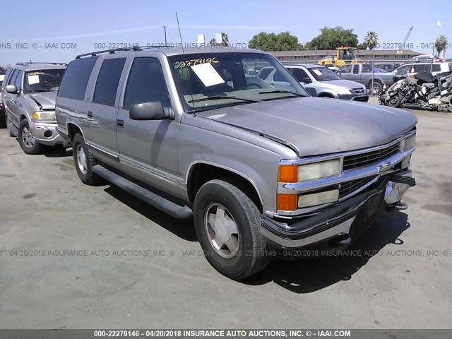 3GNFK16R9XG240077 - 1999 CHEVROLET SUBURBAN K1500 GOLD photo 1