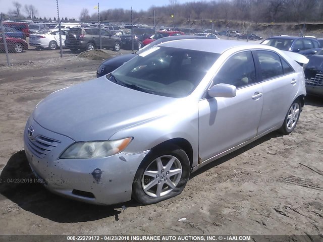 JTNBE46K373006969 - 2007 TOYOTA CAMRY NEW GENERAT CE/LE/XLE/SE SILVER photo 2