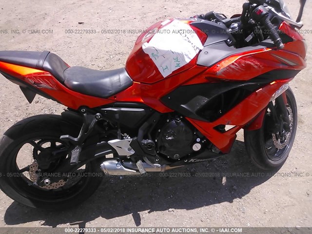 JKAEXEJ15HDA01538 - 2017 KAWASAKI EX650 J ნარინჯისფერი ფოტო 8