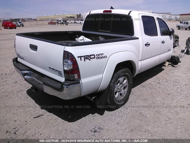 3TMJU4GN6FM176672 - 2015 TOYOTA TACOMA DOUBLE CAB PRERUNNER WHITE photo 4