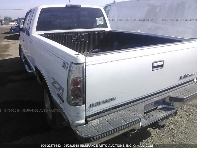 2GTEK19K7S1578291 - 1995 GMC SIERRA K1500 WHITE photo 3