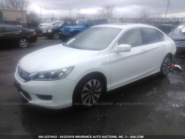 1HGCR6F56EA003688 - 2014 HONDA ACCORD HYBRID/EXL WHITE photo 2