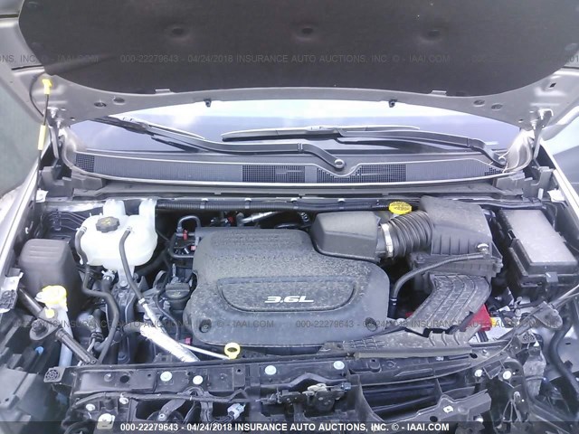 2C4RC1BG4JR123886 - 2018 CHRYSLER PACIFICA TOURING L Արծաթագույն լուսանկար 10