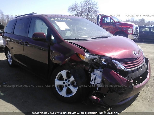 5TDKK3DC4GS711815 - 2016 TOYOTA SIENNA LE მუქწითელი ფოტო 1