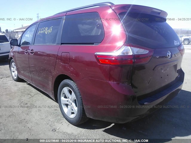 5TDKK3DC4GS711815 - 2016 TOYOTA SIENNA LE მუქწითელი ფოტო 3