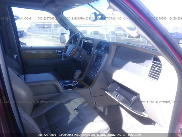 5LMFU28507LJ13121 - 2007 LINCOLN NAVIGATOR RED photo 5