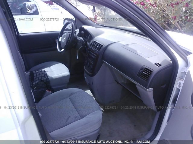 1GNDV23W48D207114 - 2008 CHEVROLET UPLANDER LS WHITE photo 5