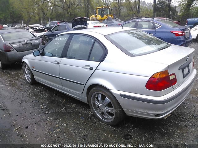 WBAAM3330XCA83793 - 1999 BMW 323 I AUTOMATIC SILVER photo 3