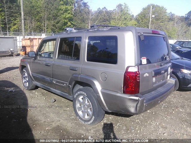 1J8HH48K26C167498 - 2006 JEEP COMMANDER GOLD photo 3