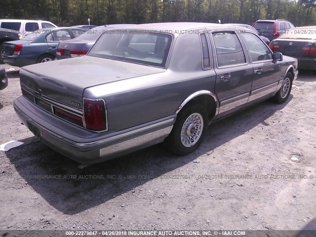 1LNLM81W7VY686447 - 1997 LINCOLN TOWN CAR EXECUTIVE GRAY photo 4
