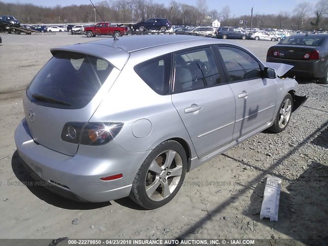 JM1BK343641198138 - 2004 MAZDA 3 HATCHBACK SILVER photo 4