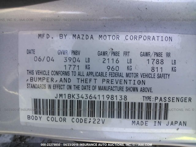 JM1BK343641198138 - 2004 MAZDA 3 HATCHBACK SILVER photo 9