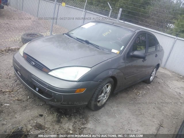 1FAFP3439YW305488 - 2000 FORD FOCUS SE/SE SPORT TAN photo 2