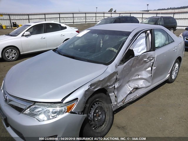 4T4BF1FK0DR307528 - 2013 TOYOTA CAMRY L/SE/LE/XLE SILVER photo 2