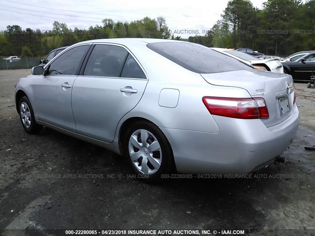 4T1BE46KX7U008325 - 2007 TOYOTA CAMRY NEW GENERAT CE/LE/XLE/SE SILVER photo 3