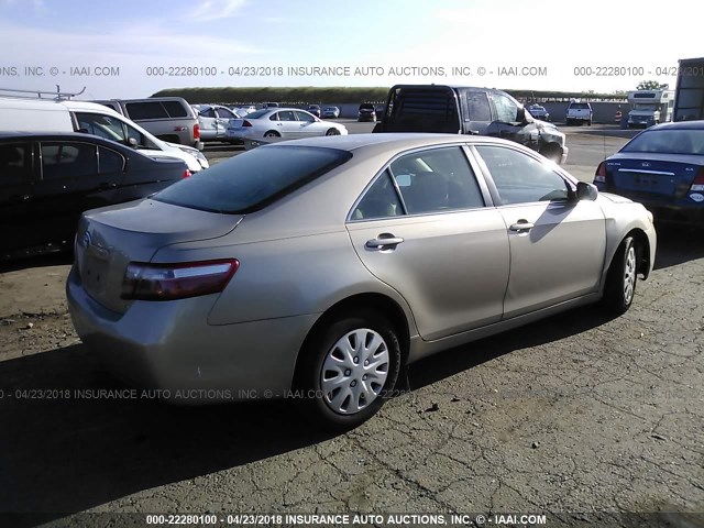 4T1BE46K39U399210 - 2009 TOYOTA CAMRY SE/LE/XLE GOLD photo 4